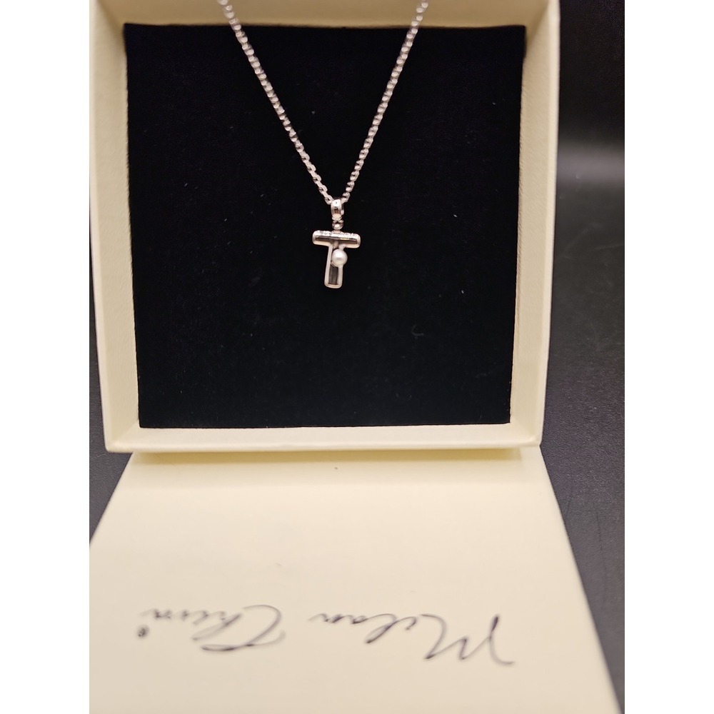 Milan Chiva "T" Silver Necklace With Pearl